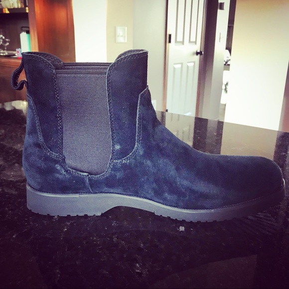 New UGG Briscoe Black Suede Boots, 11 - Picture 2 of 8